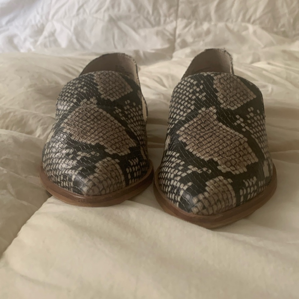 Treasure&Bond faux snakeskin flats
